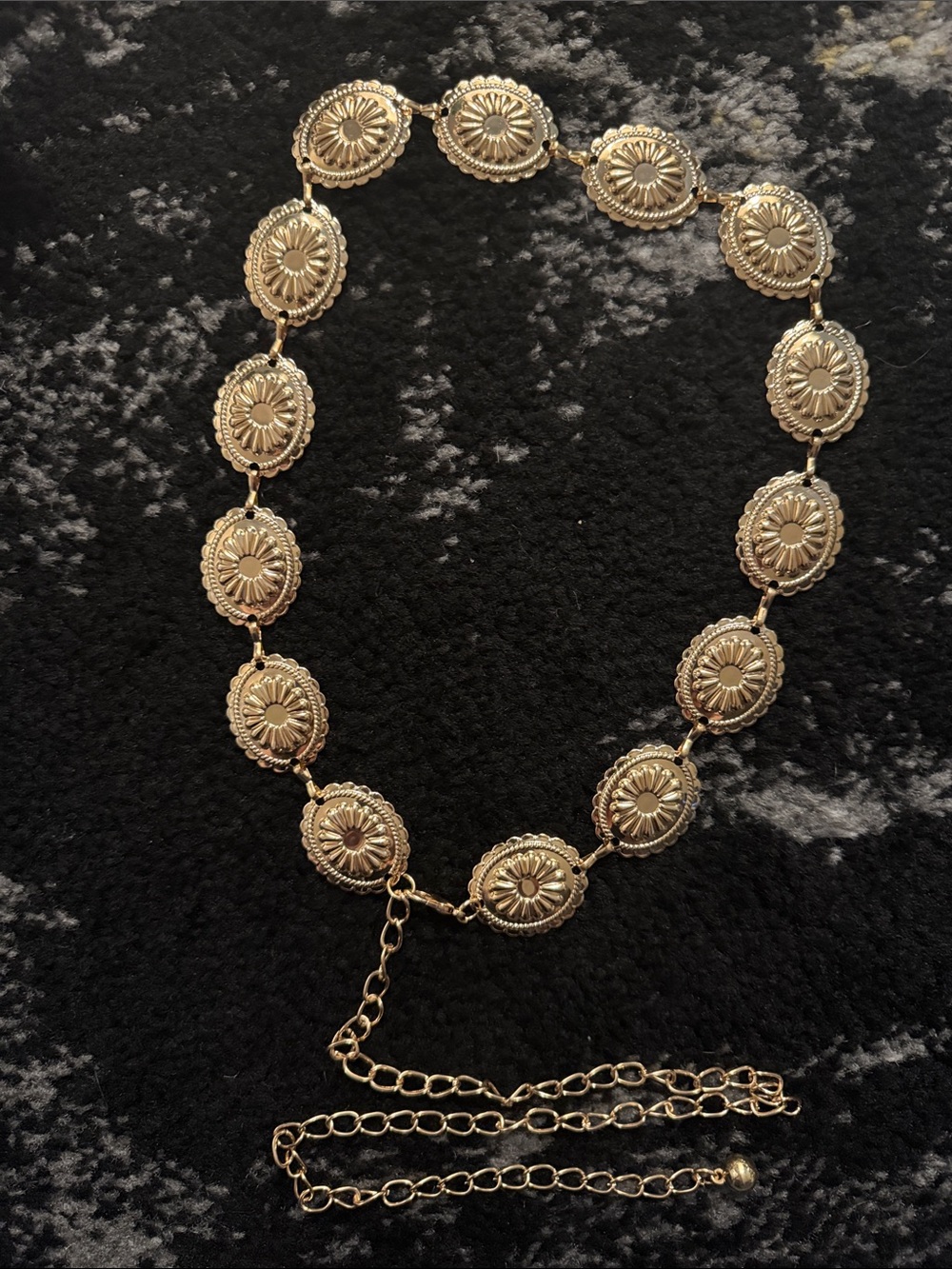 Gold Metallic Concho Chain Belt NEW 🏷️ - Picture 3 of 6